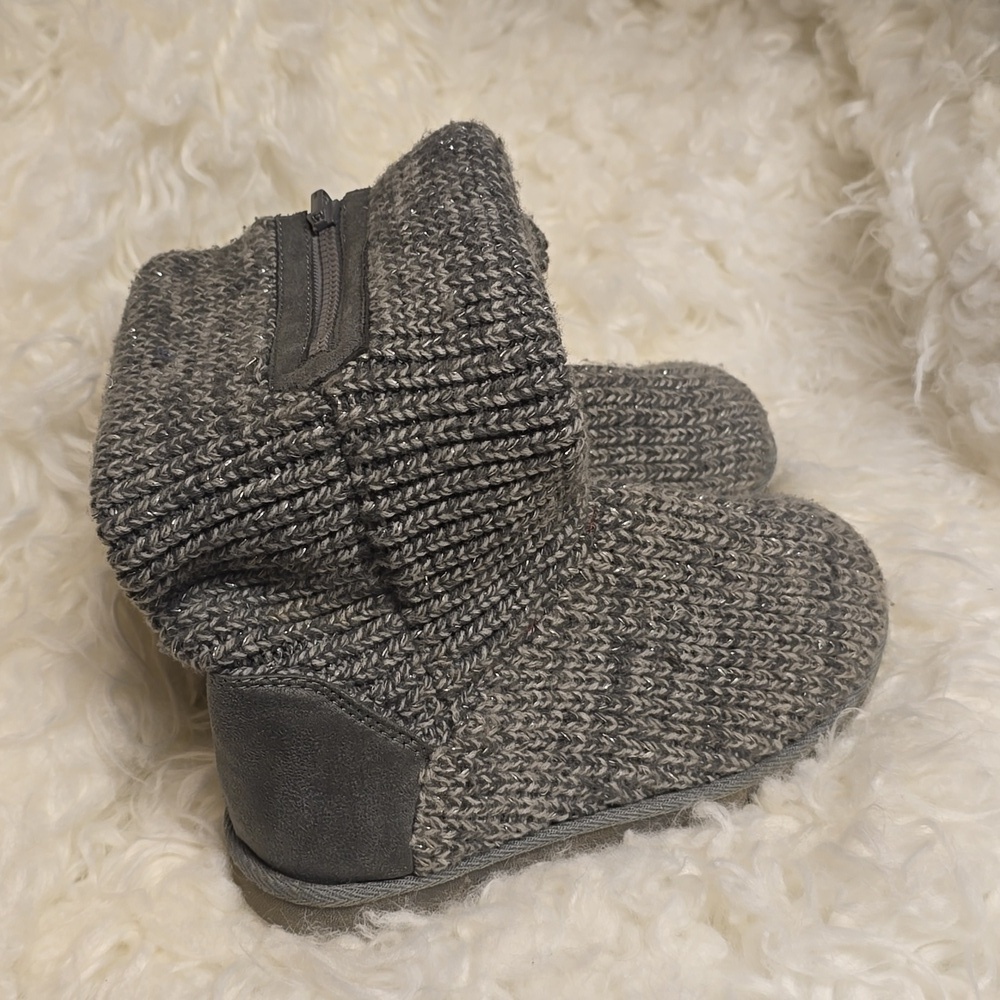 Sonoma Life + Style Brand Grey Boots Girls Size 3 kids - Picture 2 of 8